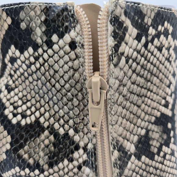 NWOT BCBGeneration Briel Booties, Women's 5.5, Natural Snake Print - Picture 10 of 16